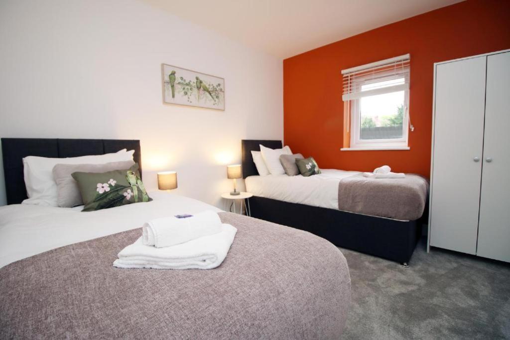Spacious 2 Bedroom With Free Parking Cardiff